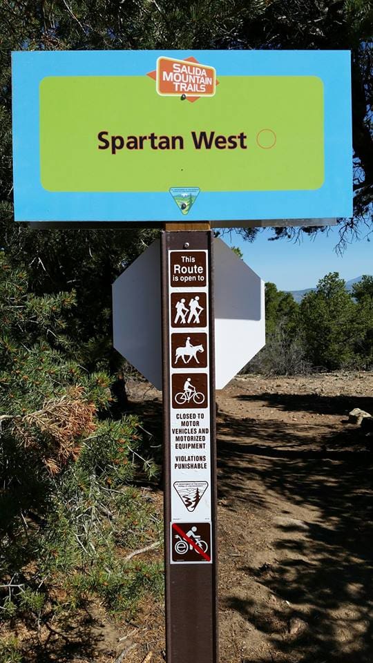 Salida Mountain Trails - Mountainbiking and hiking trails near Salida - no ebikes sign